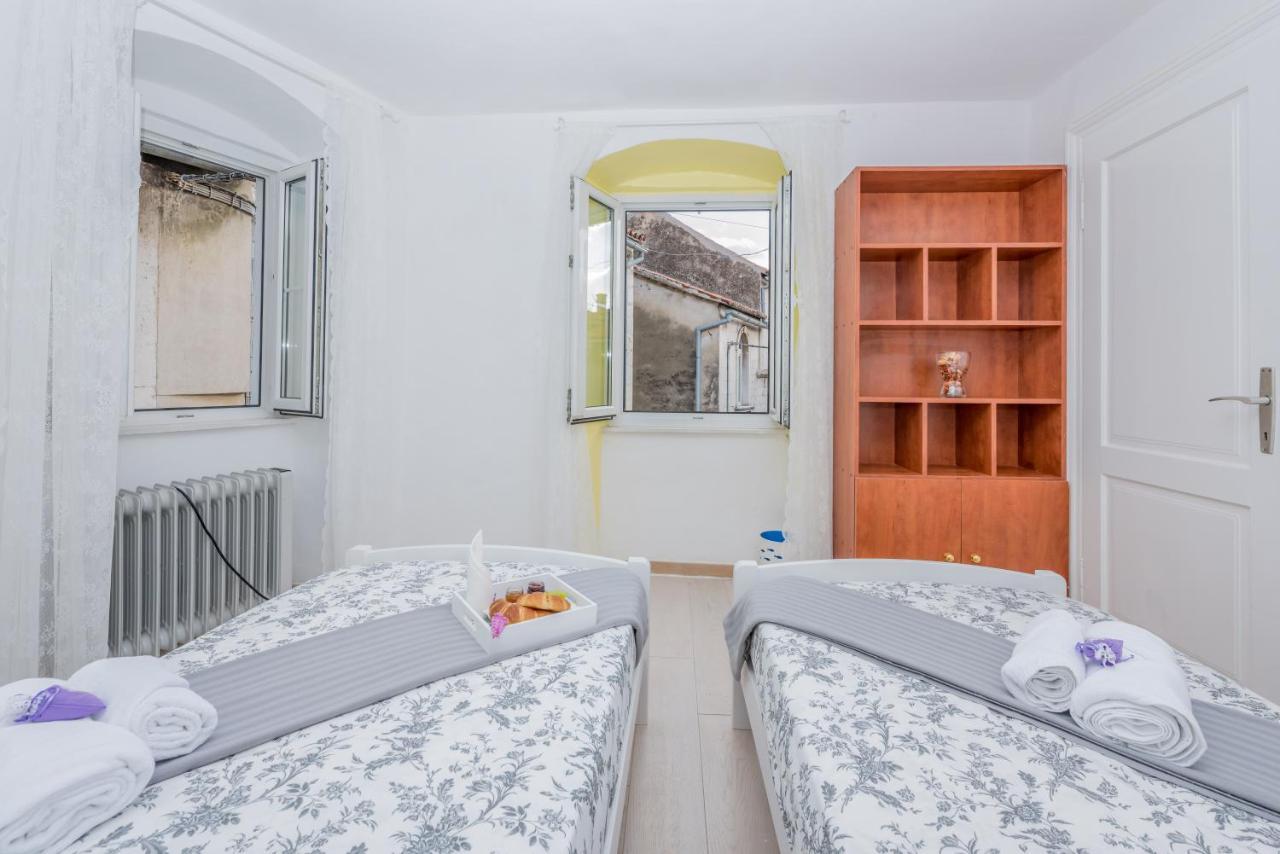 Apartment Mirko&Mimi Split Bagian luar foto